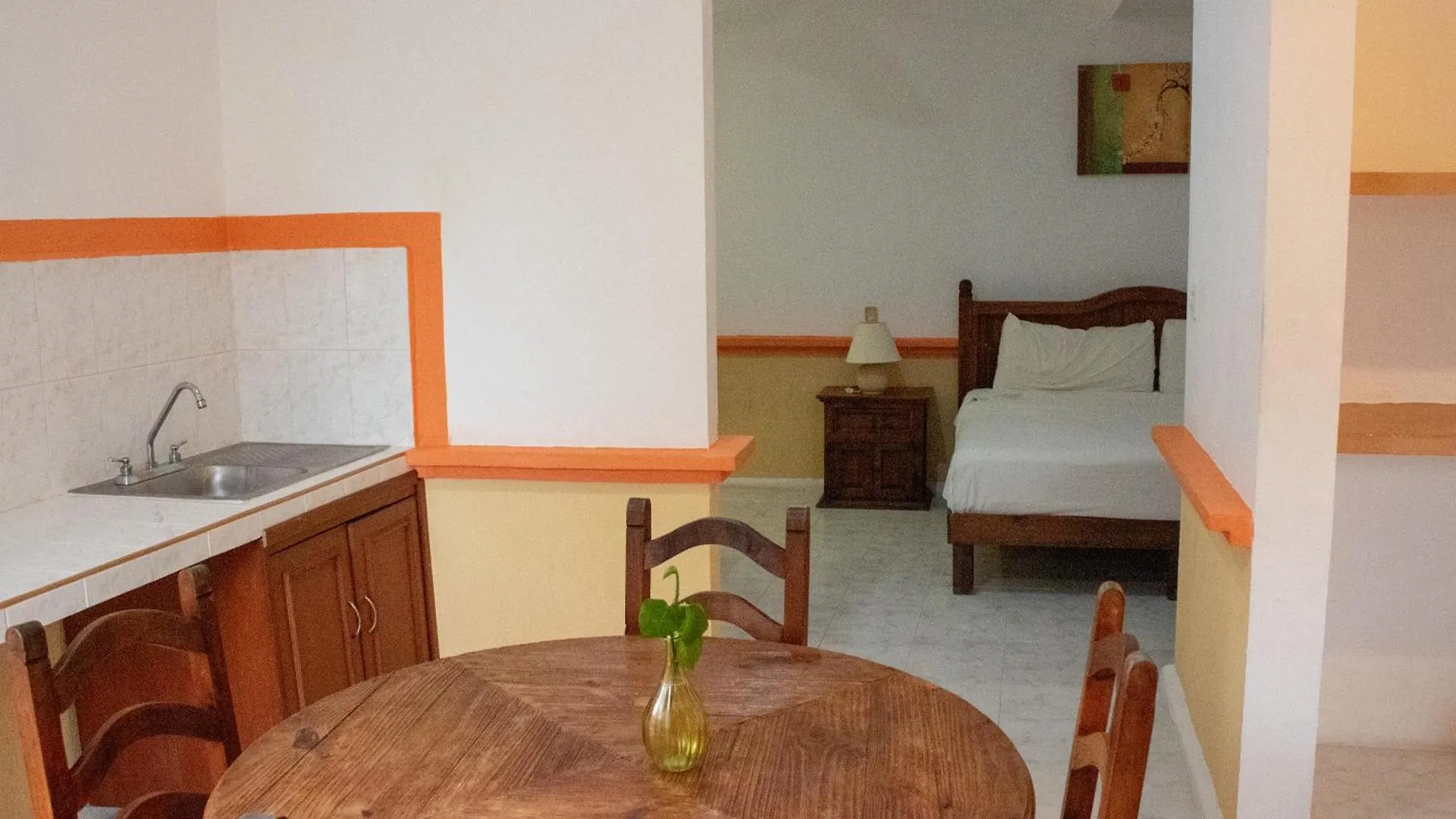 Hotel Vista Caribe بلايا ديل كارمن 3*,  المكسيك